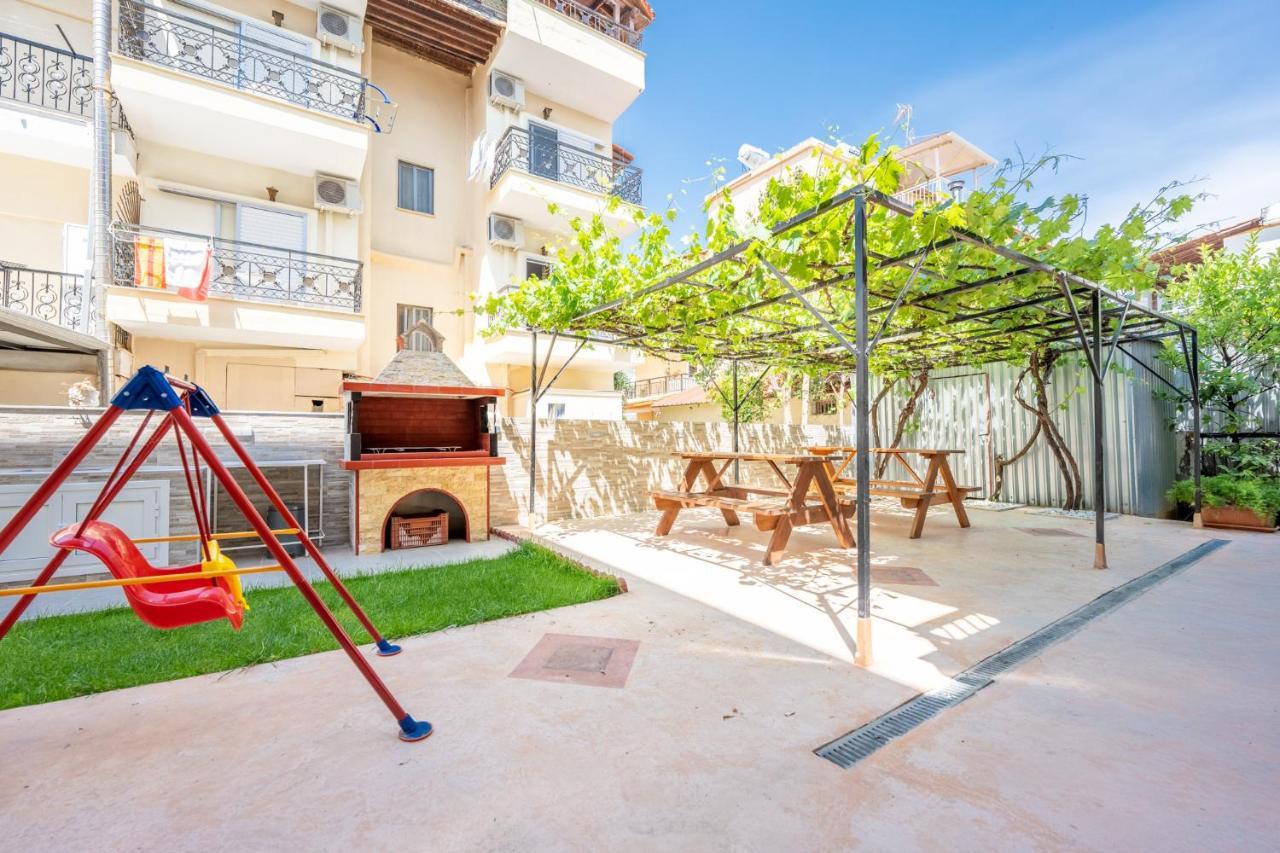 Milonas House Apartments Paralia Dionysiou Exterior photo