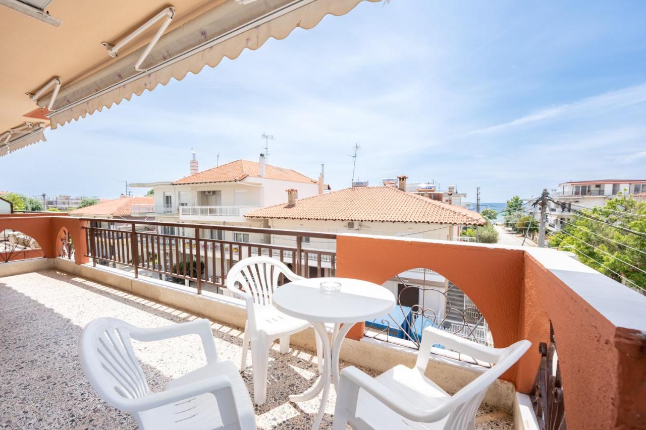 Milonas House Apartments Paralia Dionysiou Exterior photo