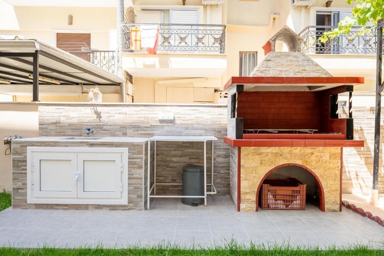 Milonas House Apartments Paralia Dionysiou Exterior photo