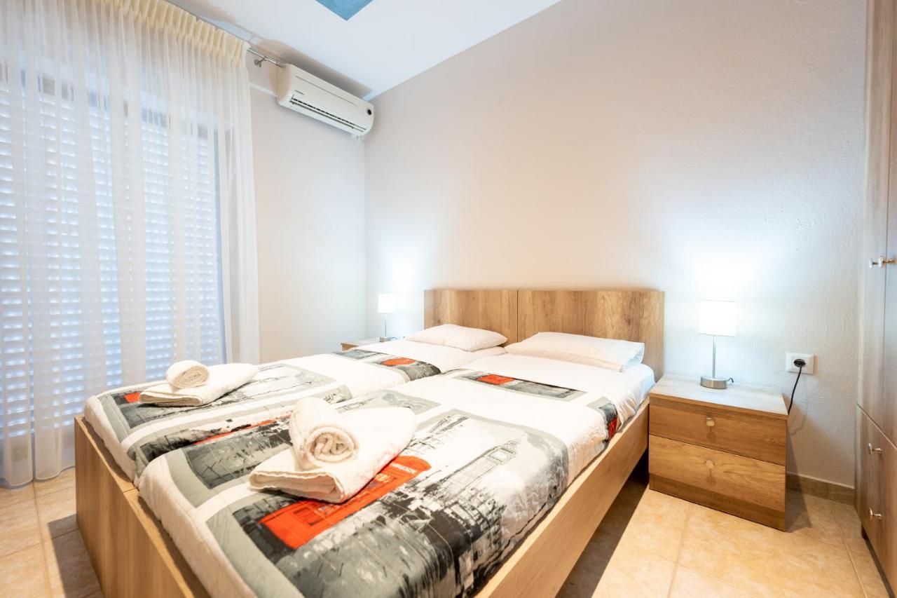 Milonas House Apartments Paralia Dionysiou Exterior photo