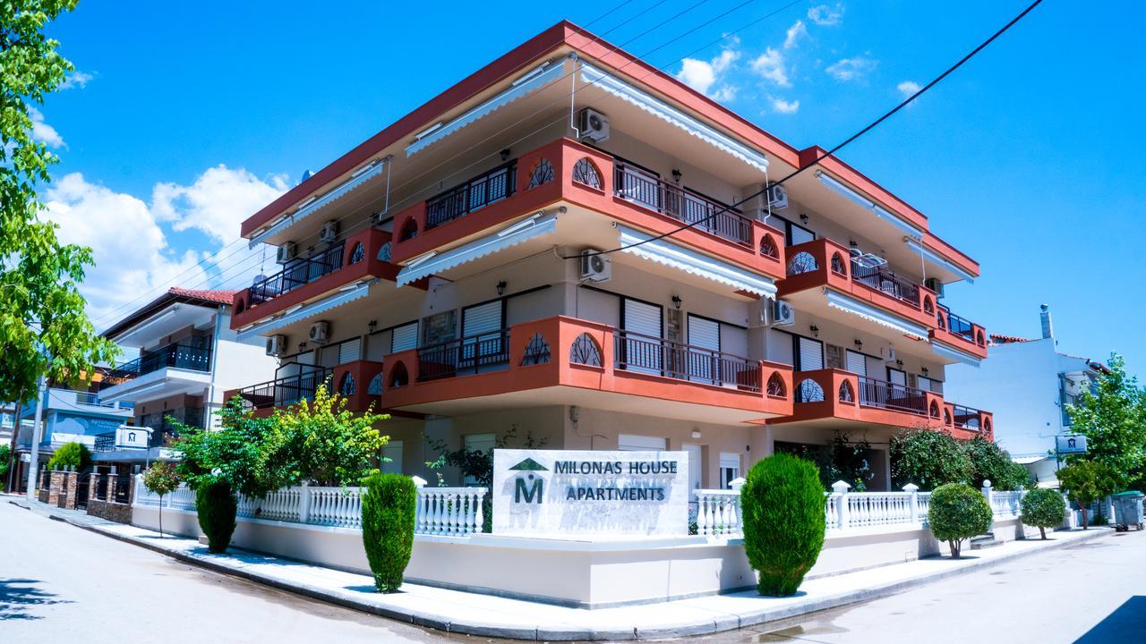 Milonas House Apartments Paralia Dionysiou Exterior photo